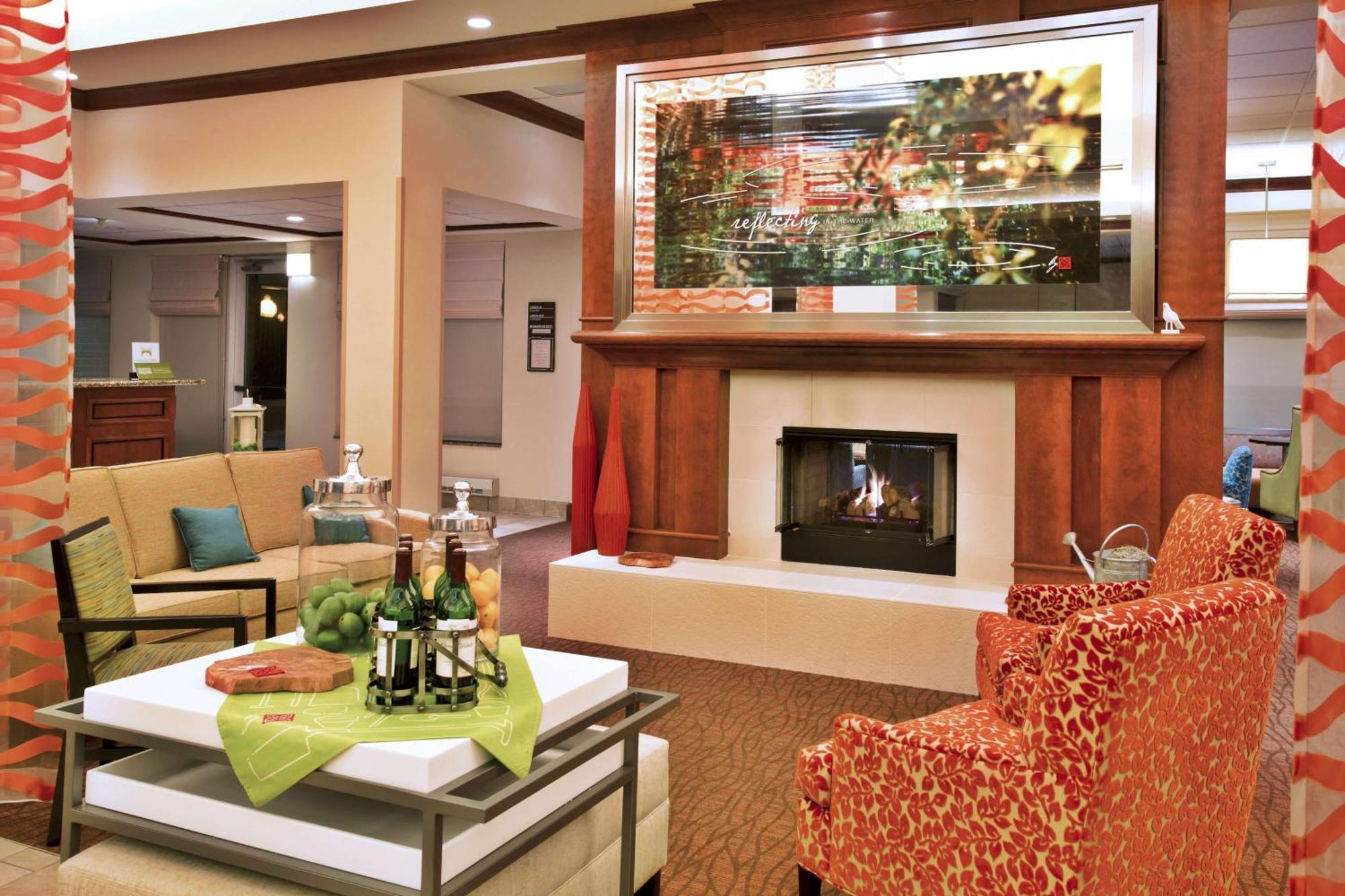 Hilton Garden Inn Chicago/Midway Airport Bedford Park Exterior photo